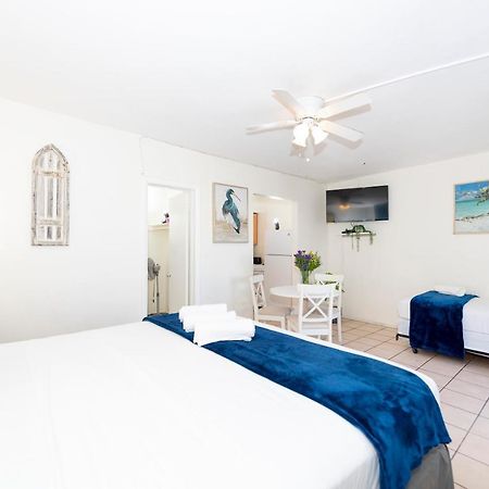 Tropic Isle Hotel & Apartment Голливуд Экстерьер фото