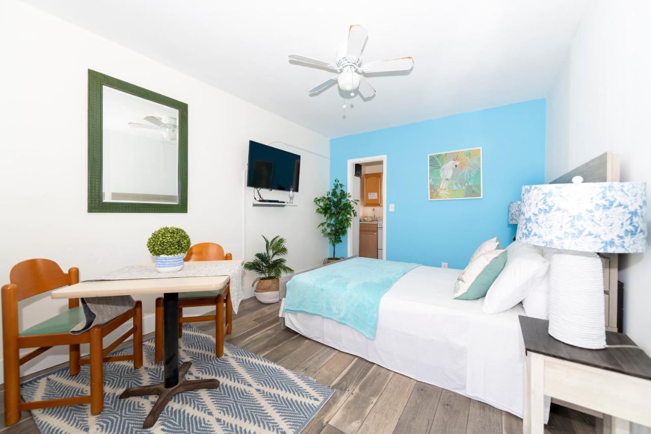 Tropic Isle Hotel & Apartment Голливуд Экстерьер фото