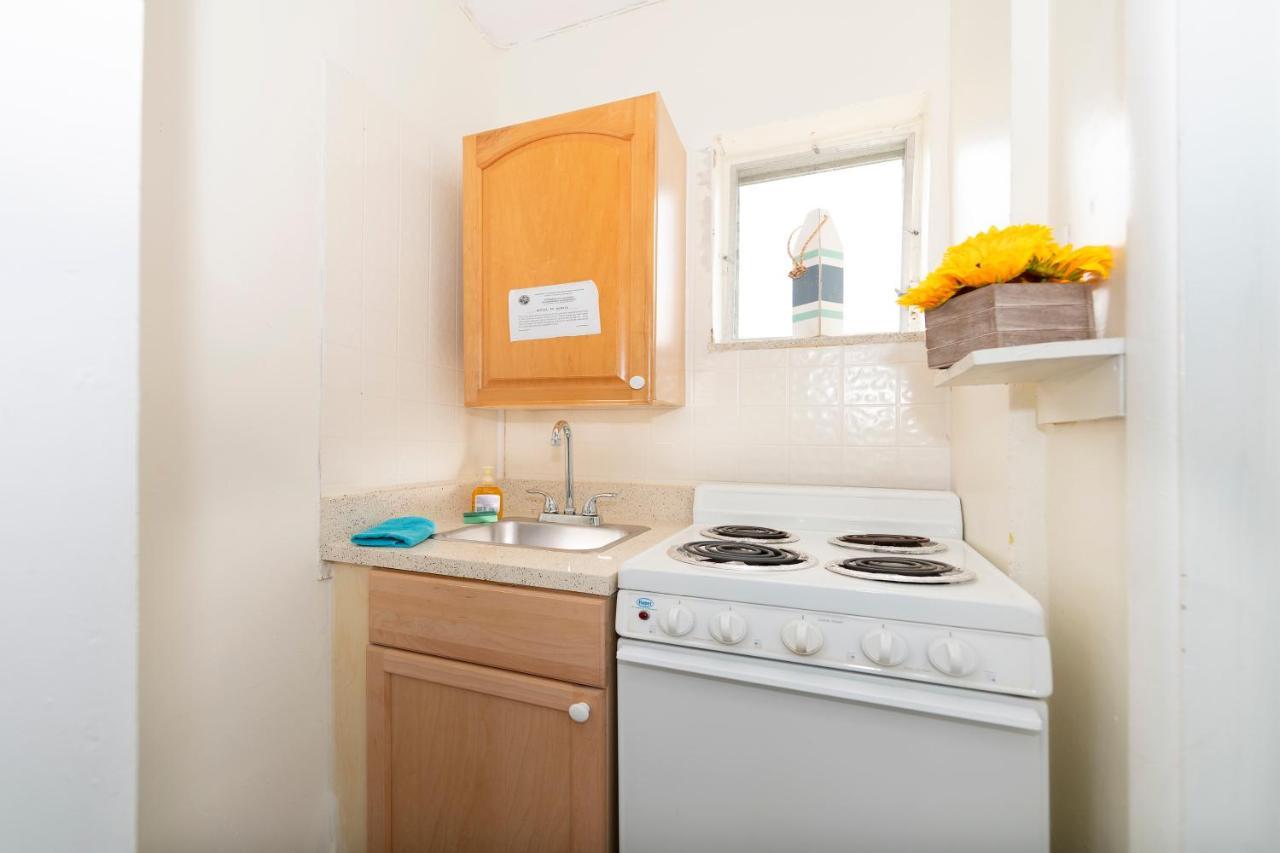Tropic Isle Hotel & Apartment Голливуд Экстерьер фото
