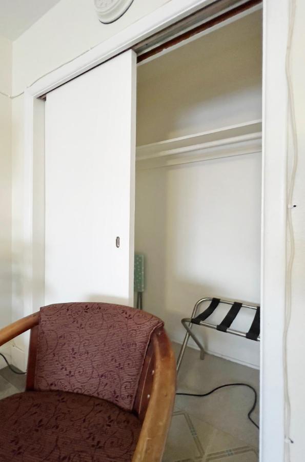 Tropic Isle Hotel & Apartment Голливуд Экстерьер фото